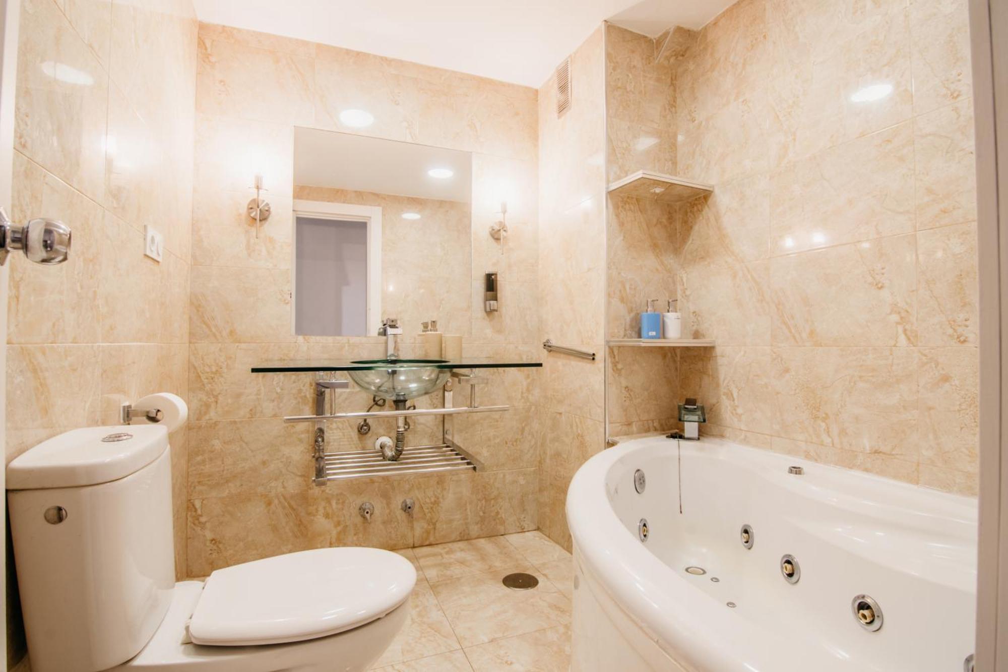 Tuguest Maria Luisa Apartment - Free Parking Granada Ngoại thất bức ảnh